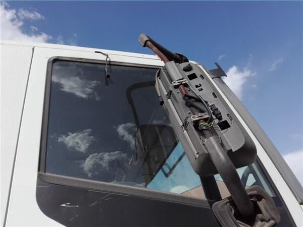 PUERTA DELANTERO DERECHA Iveco Trakker Cabina adelant. volquete  Machineryscanner