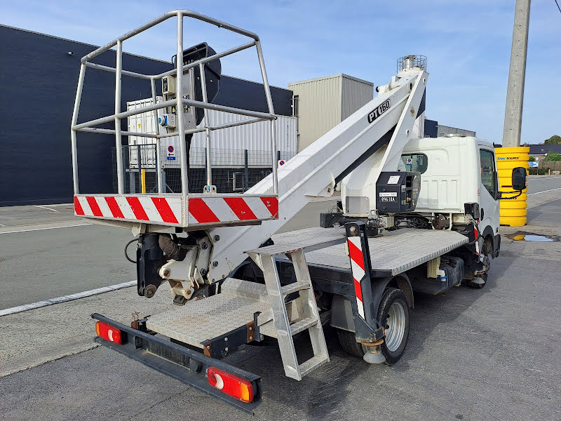 PT 160 / NISSAN CABSTAR  Machineryscanner